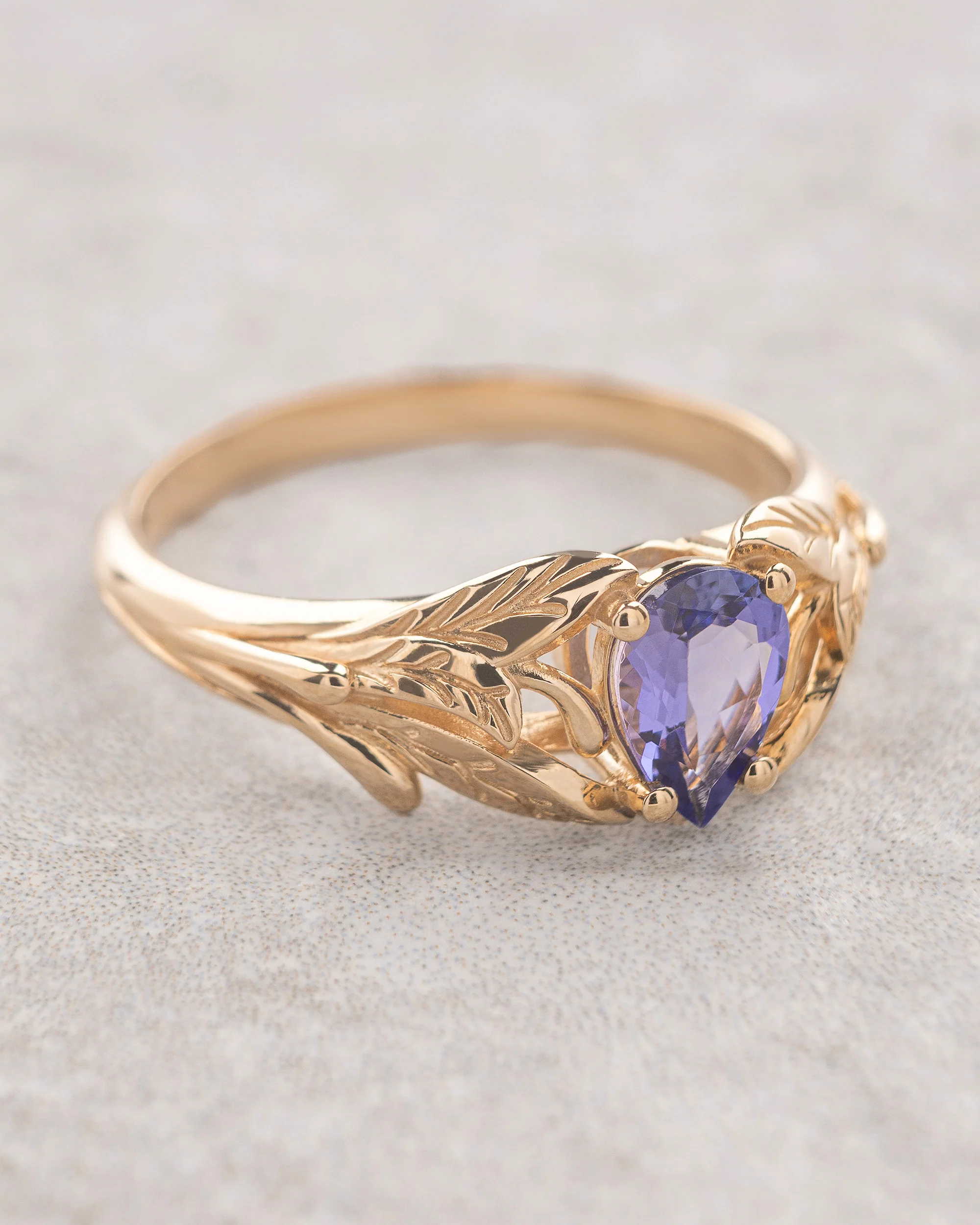 Purple tanzanite ring, leaves engagement ring / Wisteria - Image 3