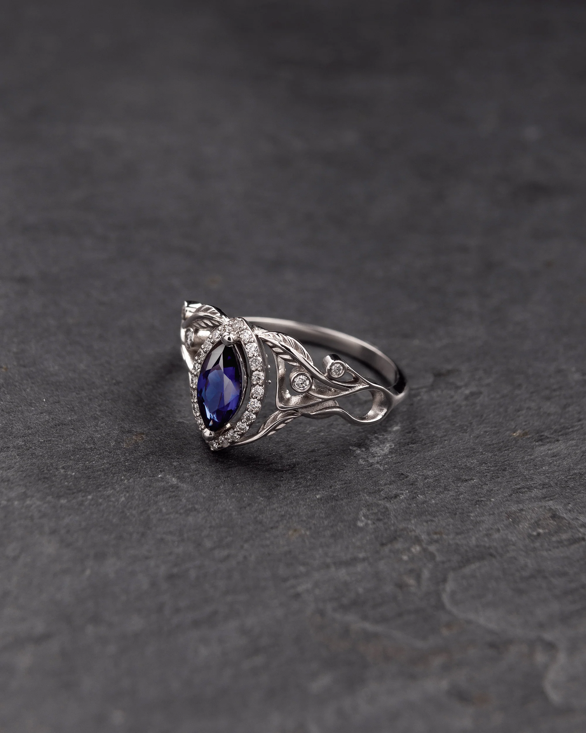 Royal blue art nouveau bridal ring set with lab sapphire and diamond halo / Callisto - Image 6