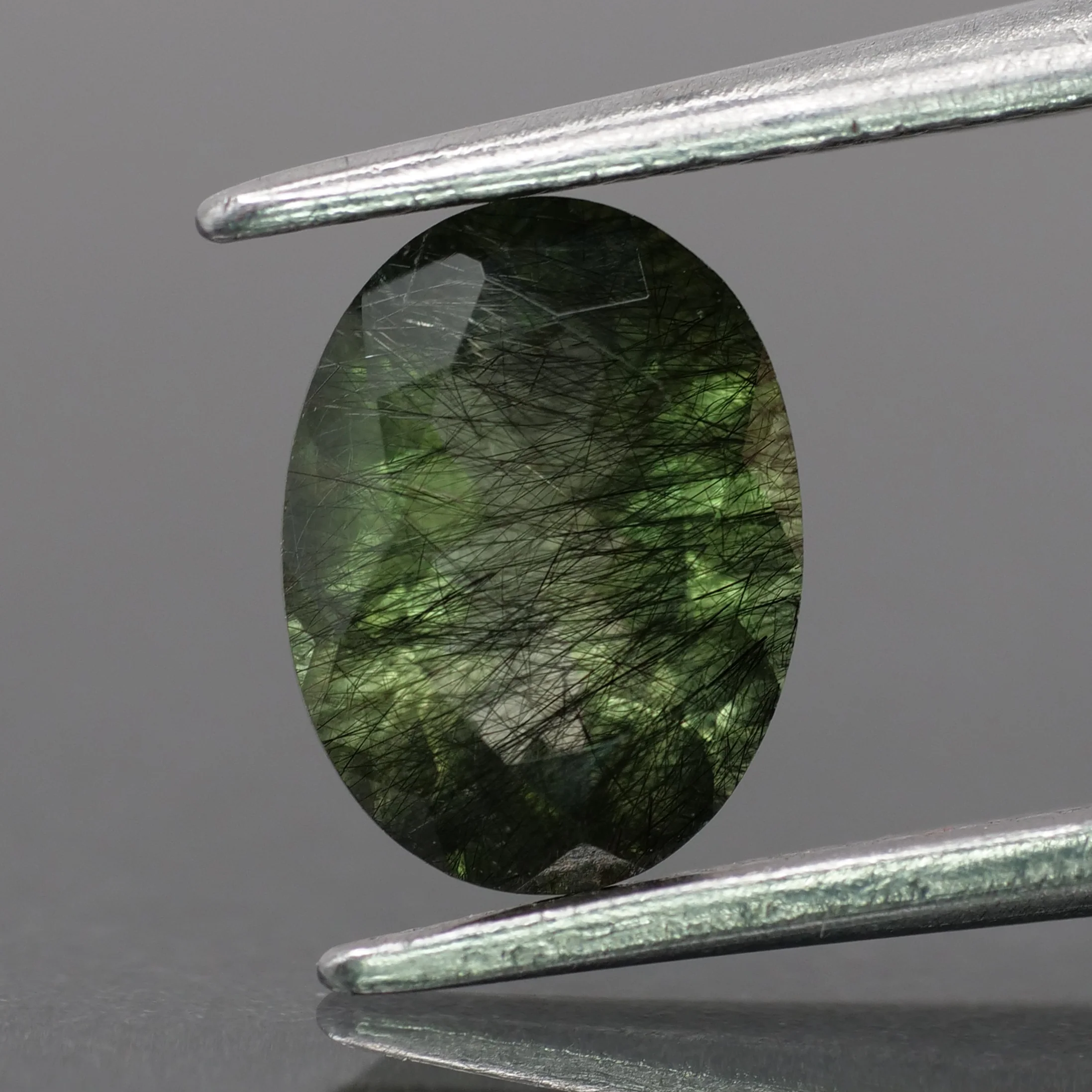 Rutile Peridot | natural, green color, oval-cut, 8x6mm, 1.2ct