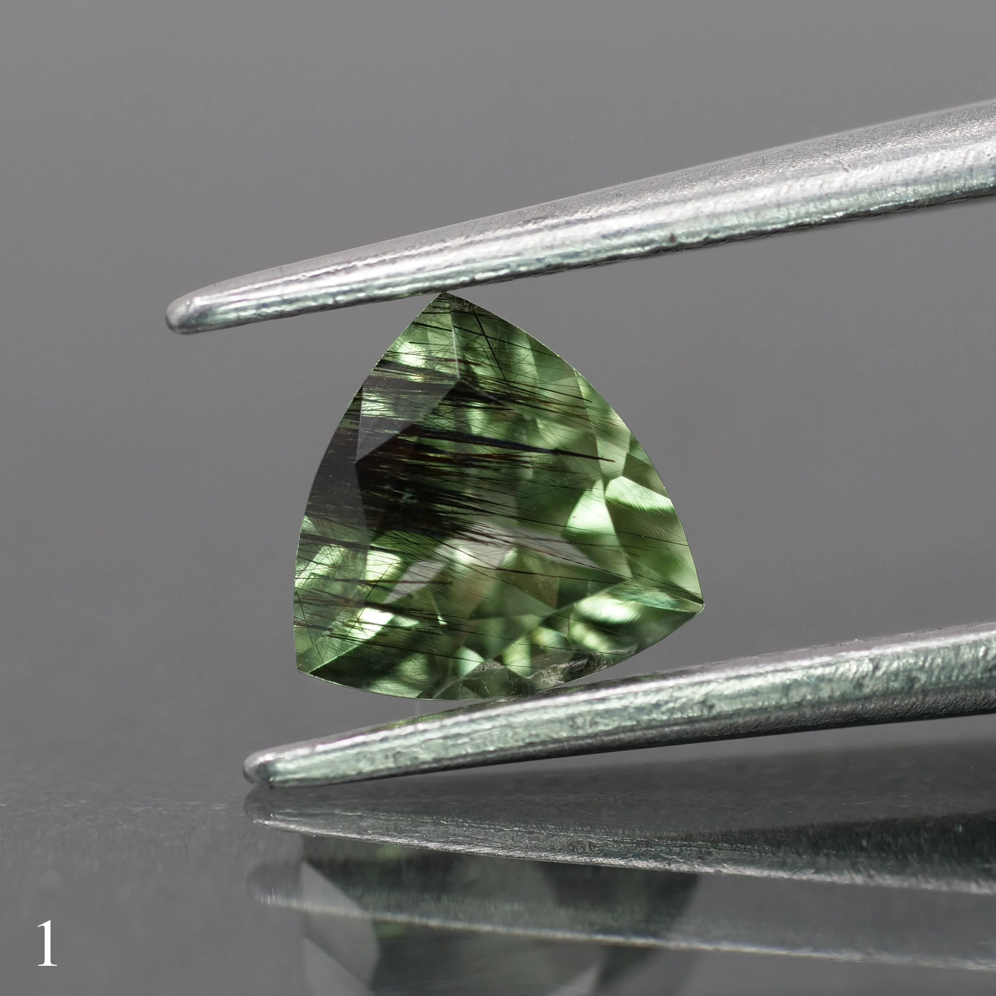 Rutile Peridot | natural, green color, trillion-cut, 6mm, 0.7ct - choose yours - Image 2
