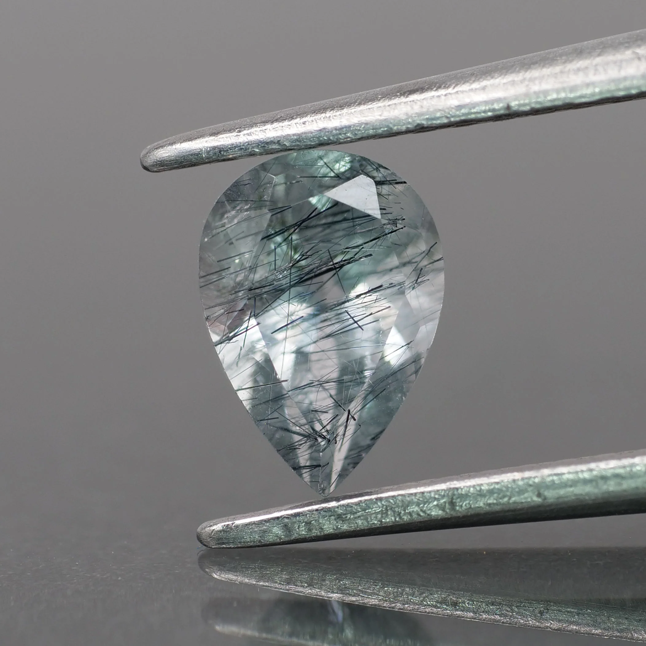 Rutile quartz | pear-cut, 7x5mm, 0.6ct - choose yours