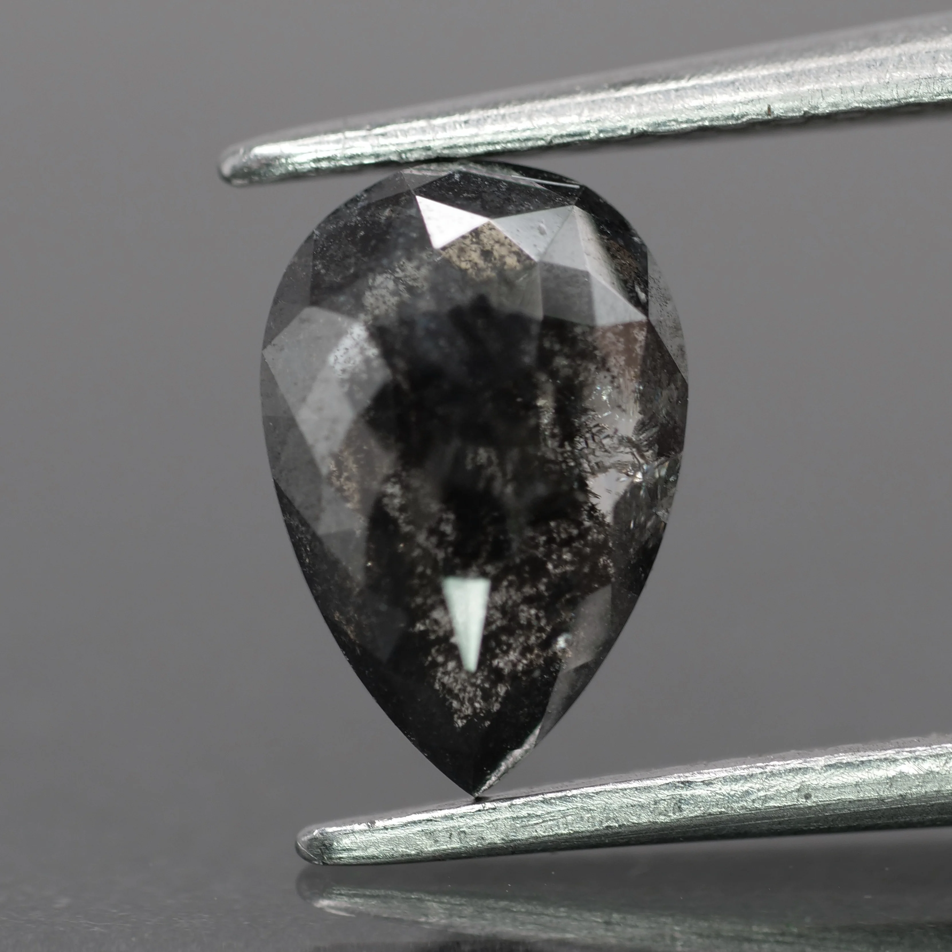 Salt & Pepper diamond | natural, pear-cut, *8.5x6mm, 1.4ct