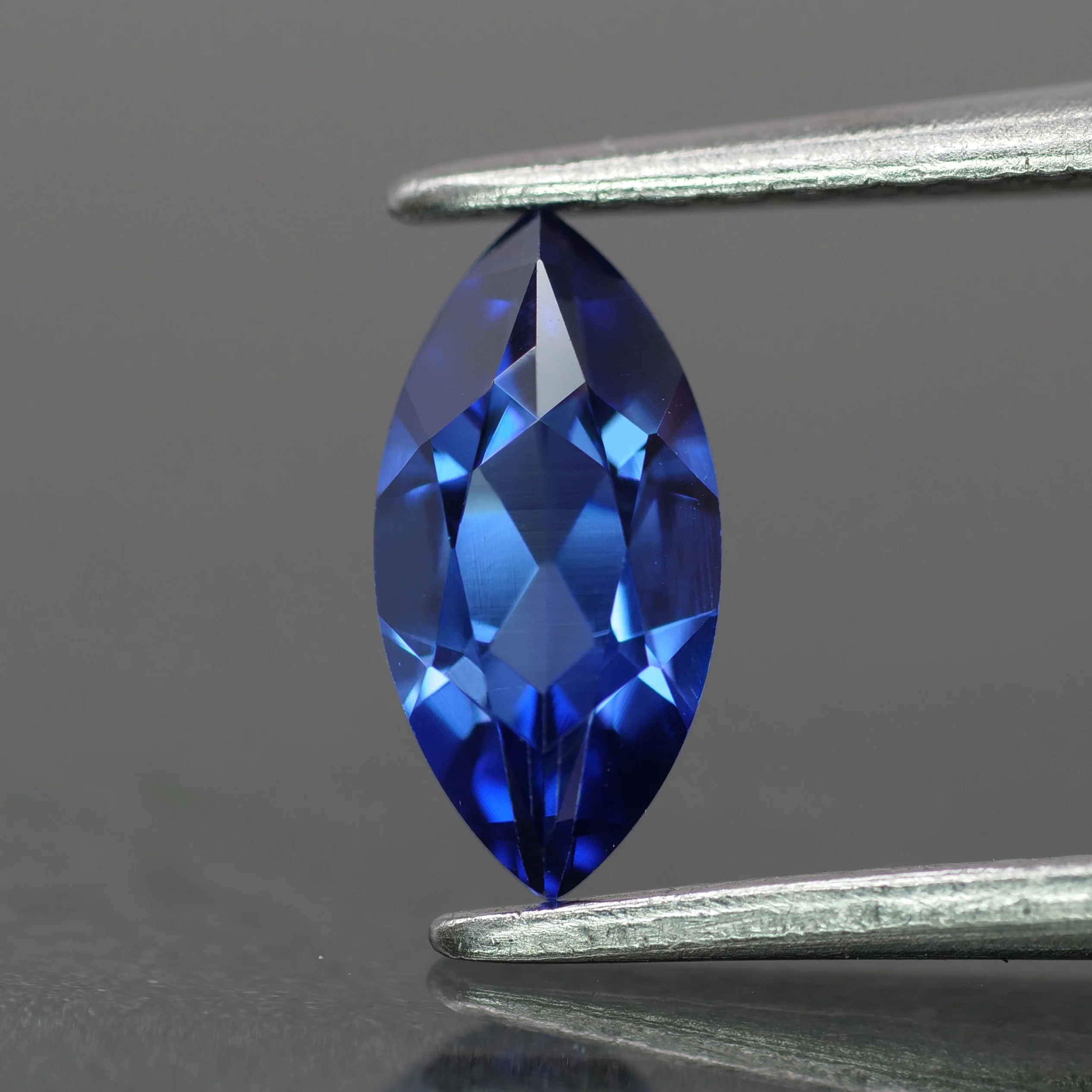 Sapphire | Medium Blue color, lab-grown, marquise-cut, 8x4mm, 0.8ct
