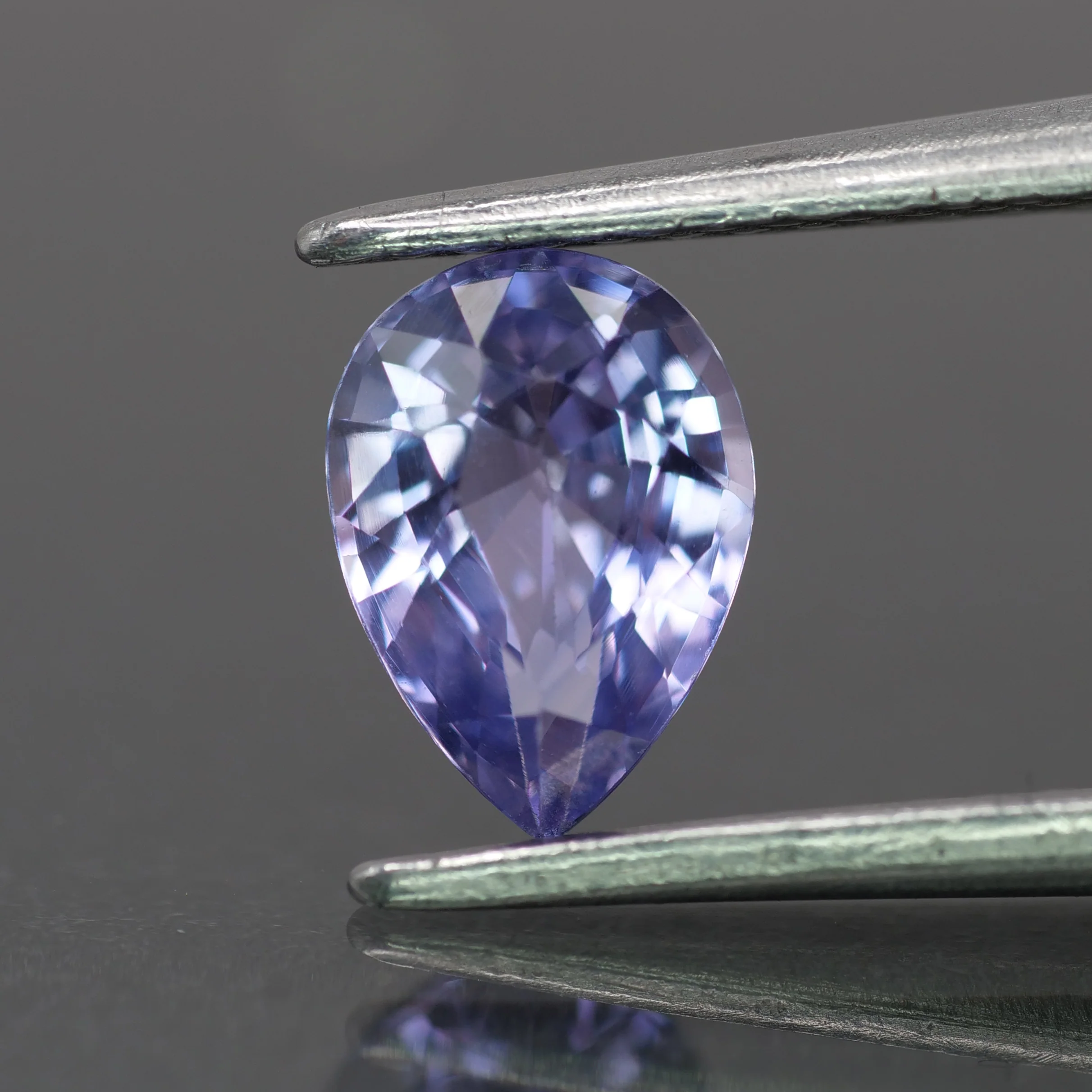 Sapphire | natural, purple color, pear-cut, 7x5mm, 0.9ct
