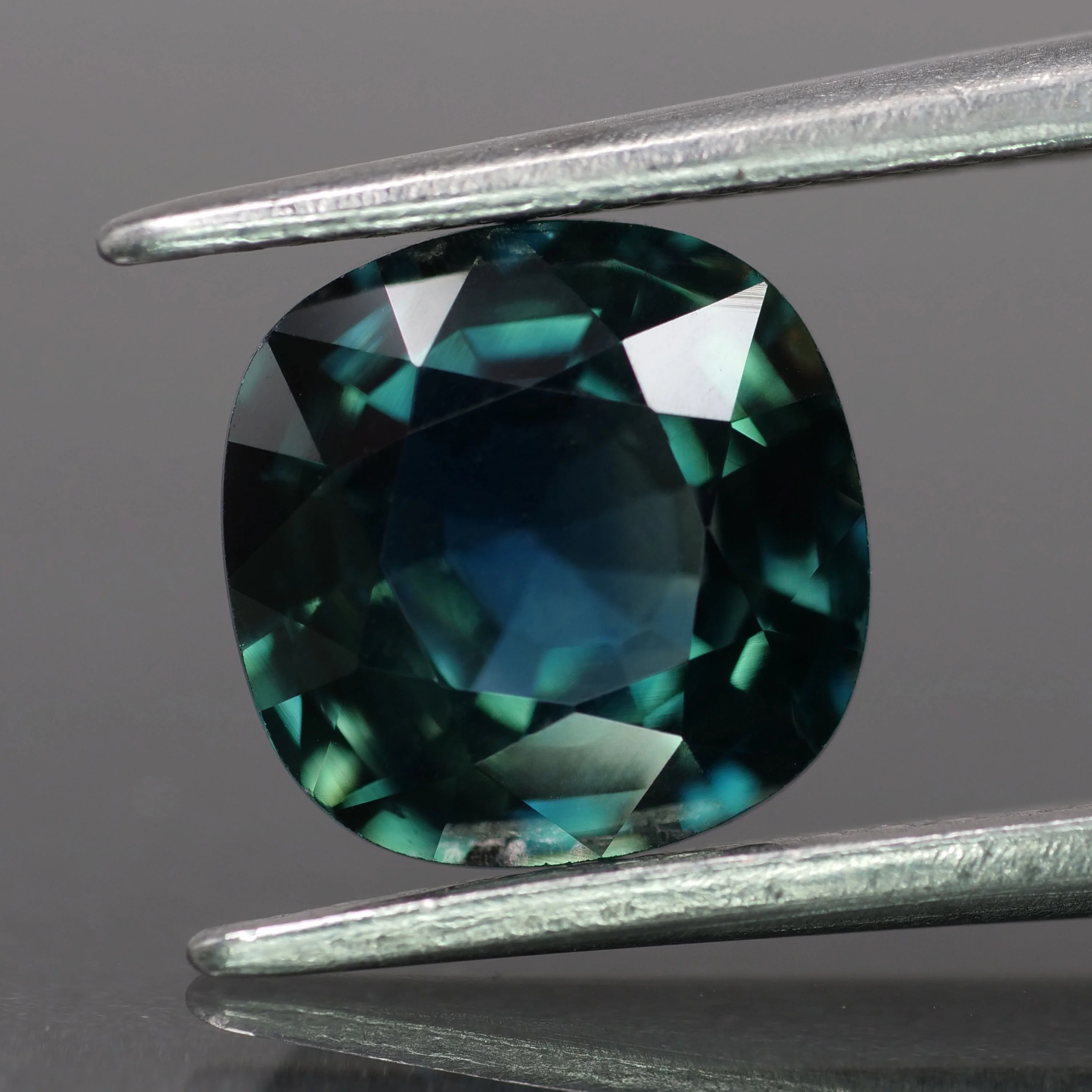 Sapphire | natural, teal color/color changing, cushion-cut, 7.5x7.5mm, 2.35ct