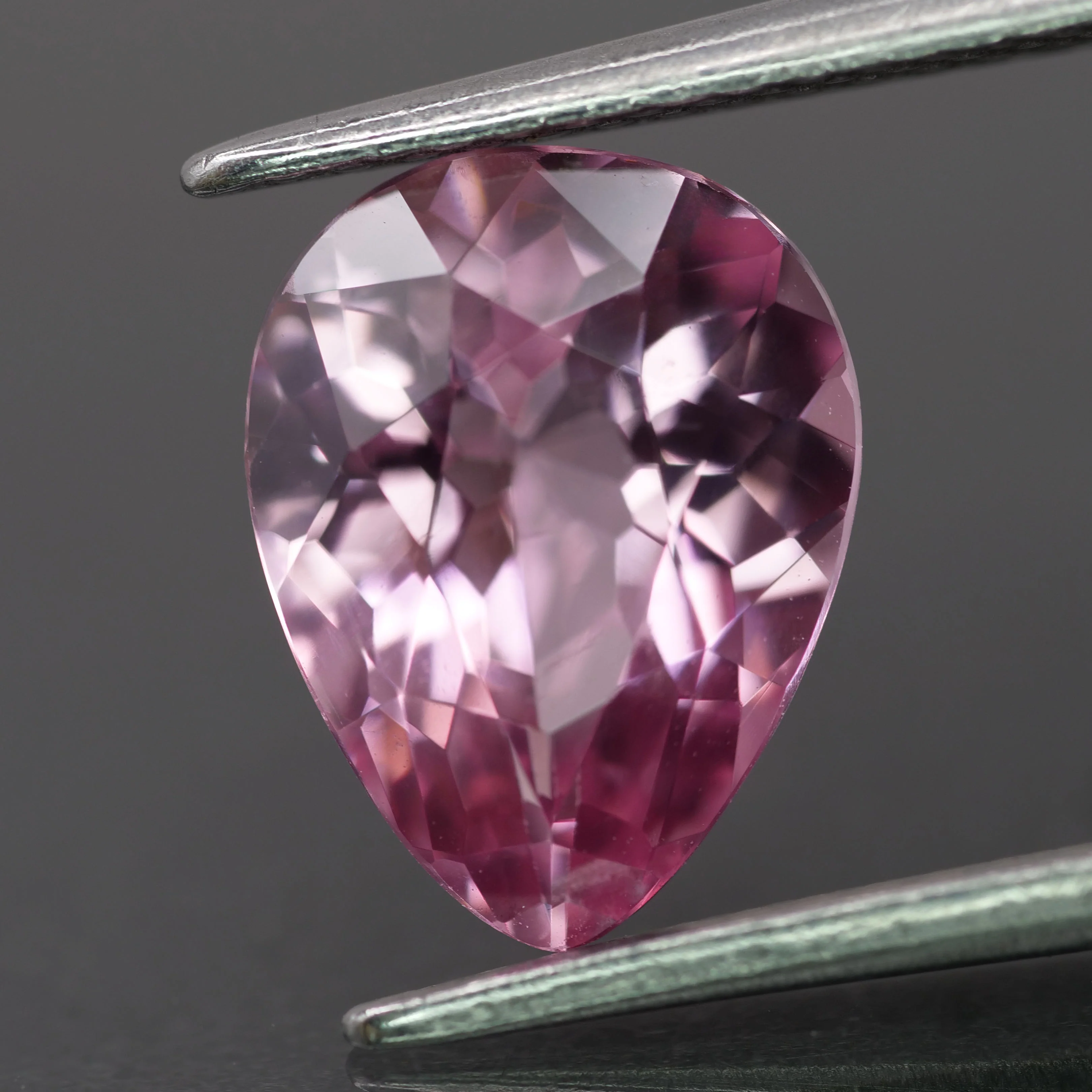Spinel | natural, pink color, pear-cut, *10x7.5mm, 2.1ct