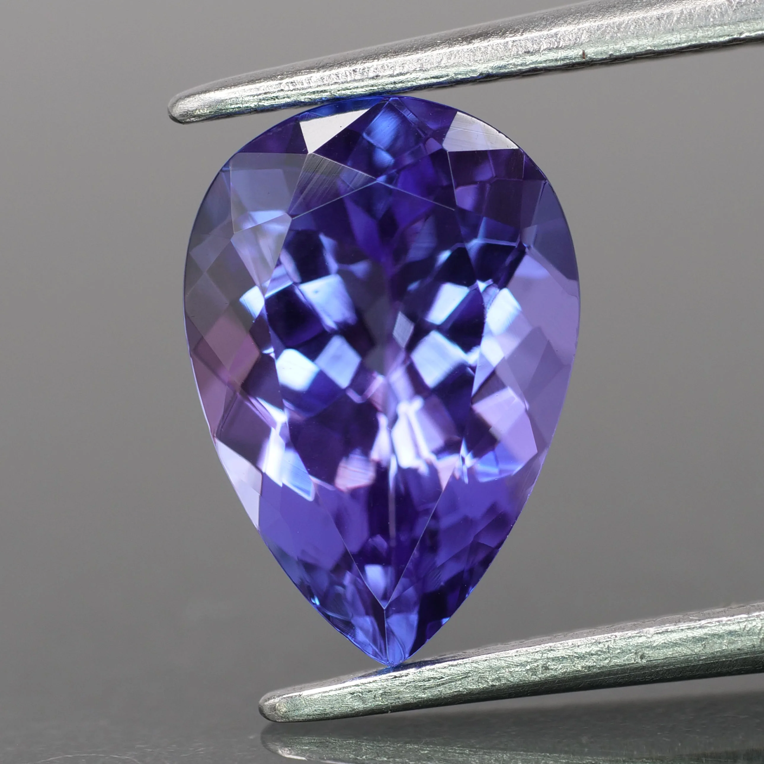 Tanzanite | natural, purple color, pear-cut, 10x7mm, 2ct