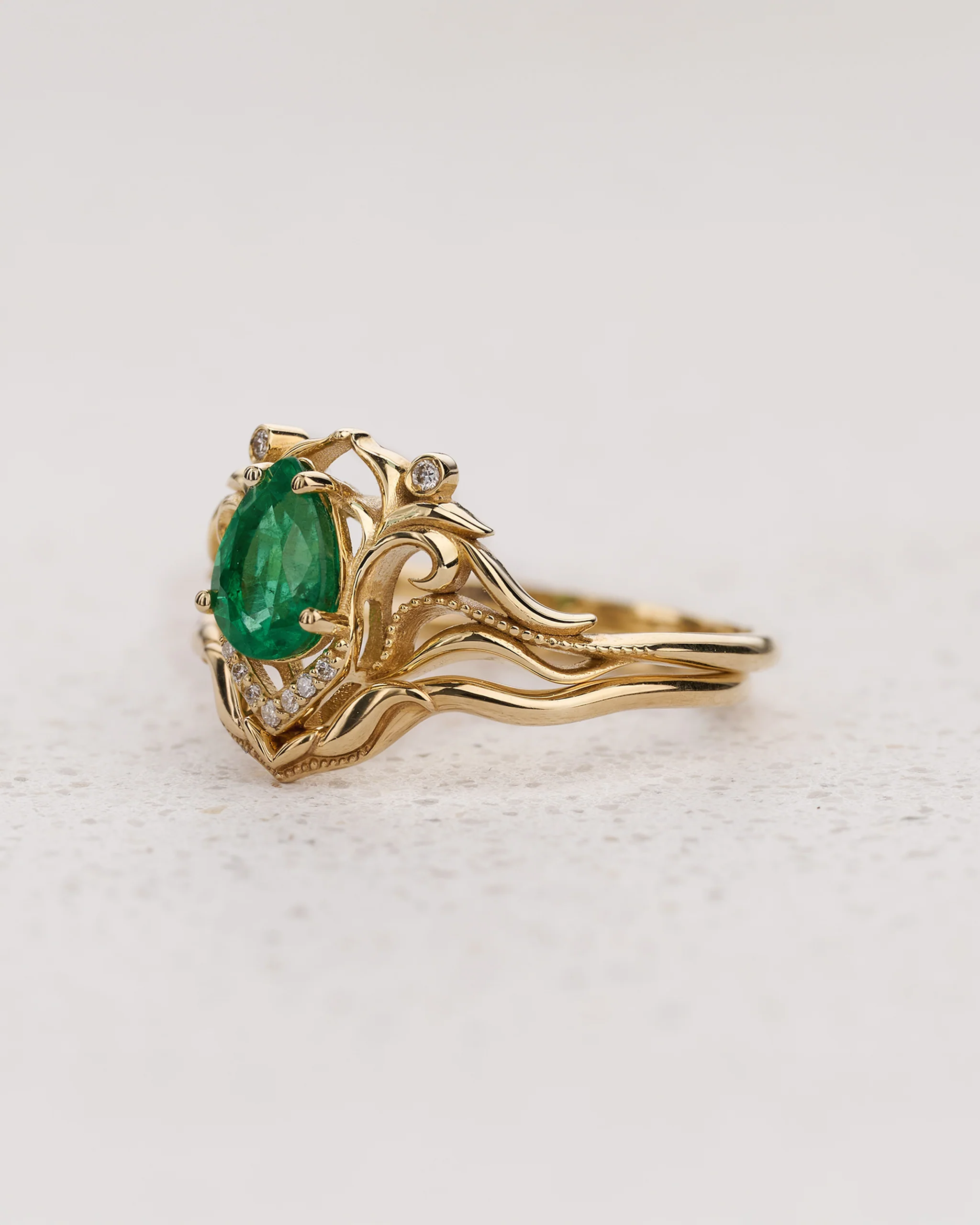 Vintage-inspired Bridal Set with Natural Emerald Engagement Ring / Lida small - Image 5